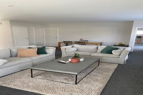 Photo of property in 2 Rangataiki Place, Awatoto, Napier, 4110