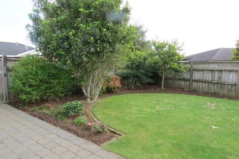 Photo of property in 14a Boulevard Drive, Merrilands, New Plymouth, 4312