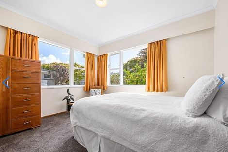 Photo of property in 11 Percy Cameron Street, Avalon, Lower Hutt, 5011