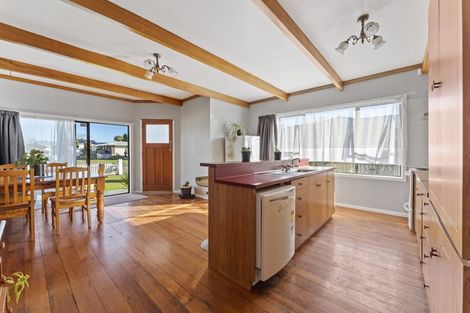 Photo of property in 12 Cordelia Street, Stratford, 4332