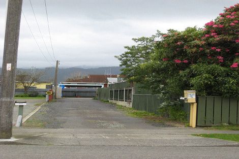 Photo of property in 160a Winchester Street, Levin, 5510