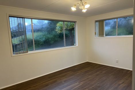 Photo of property in 9 William Souter Street, Forrest Hill, Auckland, 0620