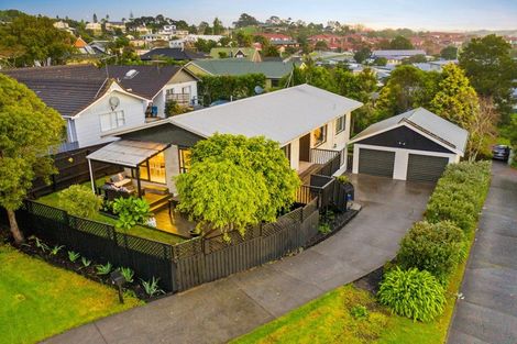 Photo of property in 44 Bay Vista Drive, Red Beach, 0932