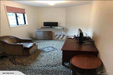 Photo of property in 18 Melrose Road, Island Bay, Wellington, 6023