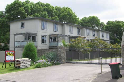 Photo of property in 6/33 School Road, Morningside, Auckland, 1021
