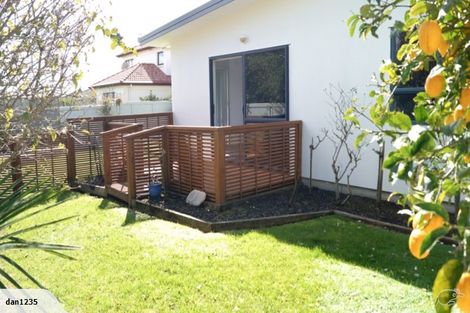 Photo of property in 1b Estuary Views, Shelly Park, Auckland, 2014