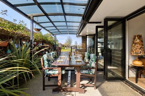 Photo of property in 13 Edgeview Crescent, Fitzroy, Hamilton, 3206