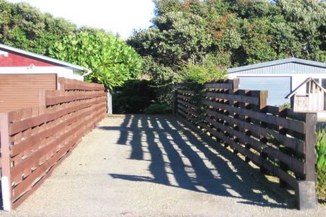 Photo of property in 37 Rangiuru Road, Otaki Beach, Otaki, 5512