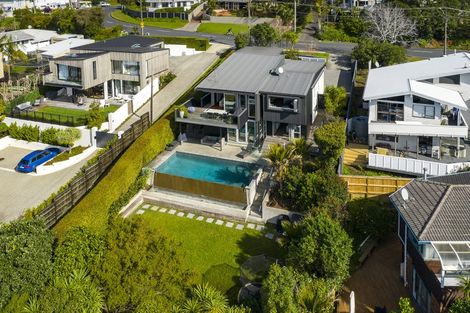 Photo of property in 63 Beach Road, Castor Bay, Auckland, 0620