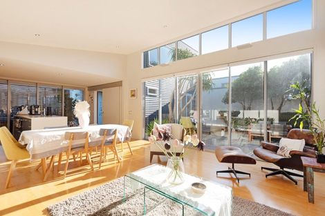 Photo of property in 10 Boardwalk Lane, Seatoun, Wellington, 6022