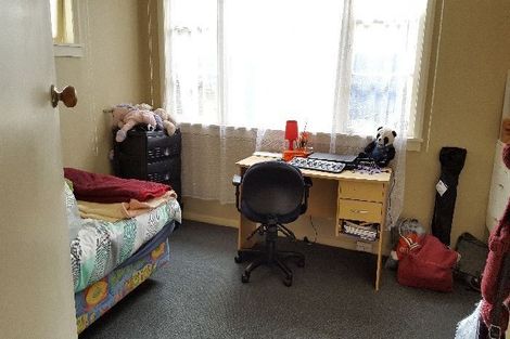 Photo of property in 2/198 Onewa Road, Birkenhead, Auckland, 0626