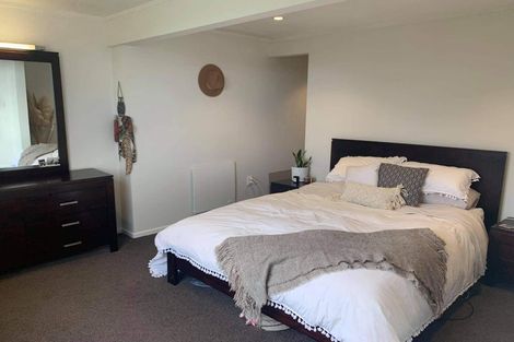 Photo of property in 24 Bedford Street, Northland, Wellington, 6012