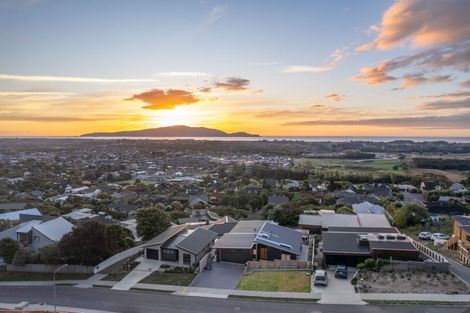 Photo of property in 74 Kotare Street, Waikanae, 5036