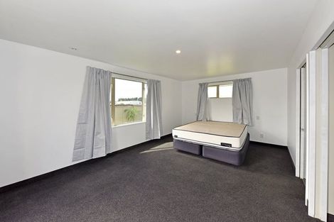 Photo of property in 994 Lower Styx Road, Brooklands, Christchurch, 8083