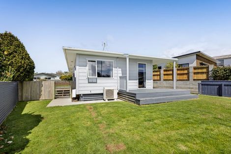 Photo of property in 6 Camellia Avenue, Bell Block, New Plymouth, 4312