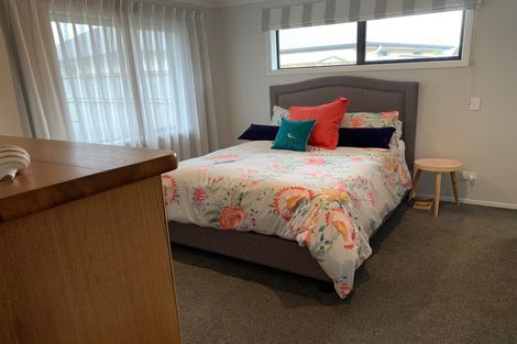 Photo of property in 14 Kowhai Drive, Cambridge, 3434