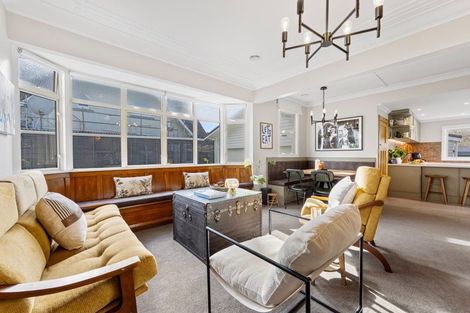 Photo of property in 75 Brougham Street, New Plymouth, 4310