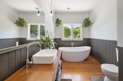 Photo of property in 1914 Kahuranaki Road, Kahuranaki, 4295