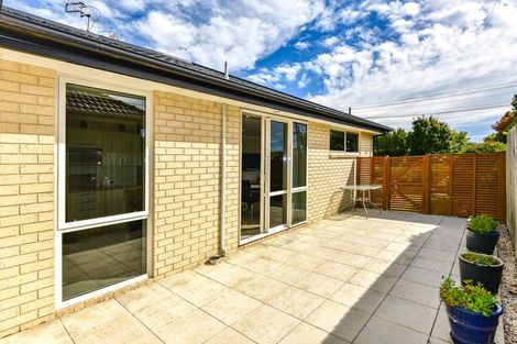 Photo of property in 1/220 Avonhead Road, Avonhead, Christchurch, 8042