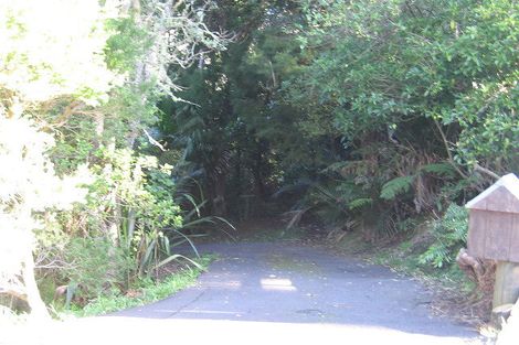 Photo of property in 42 Laingholm Drive, Laingholm, Auckland, 0604