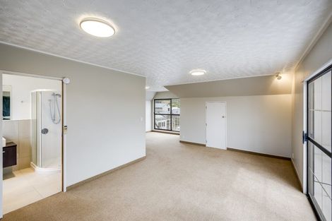 Photo of property in 32 Auckland Road, Greenmeadows, Napier, 4112