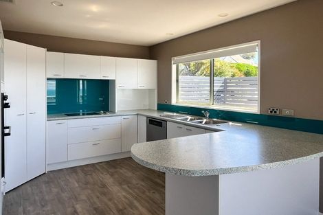 Photo of property in 108a Moncks Spur Road, Redcliffs, Christchurch, 8081