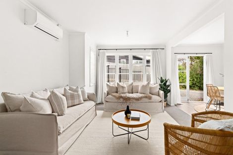 Photo of property in 15 Keirunga Road, Havelock North, 4130