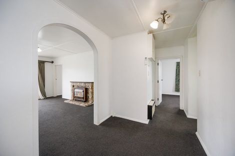 Photo of property in 103 Clyde Crescent, Roslyn, Palmerston North, 4414