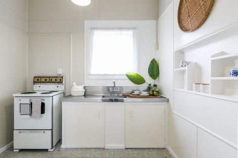 Photo of property in 629 Marine Parade, Napier South, Napier, 4110