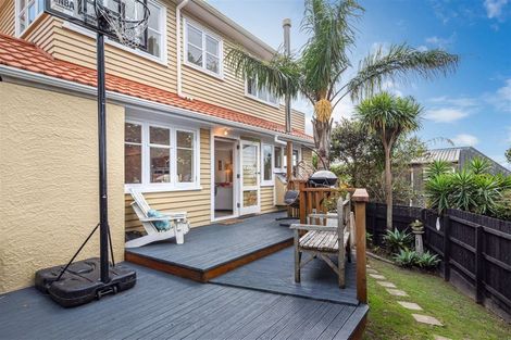 Photo of property in 113 Carlisle Road, Torbay, Auckland, 0632