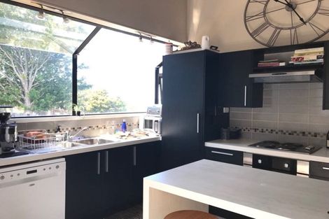 Photo of property in 1/9 Hythe Terrace, Mairangi Bay, Auckland, 0630