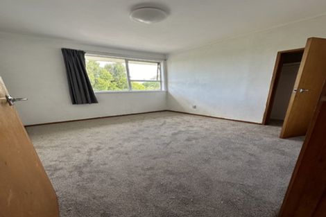 Photo of property in 21 Sequoia Place, Sunnynook, Auckland, 0620