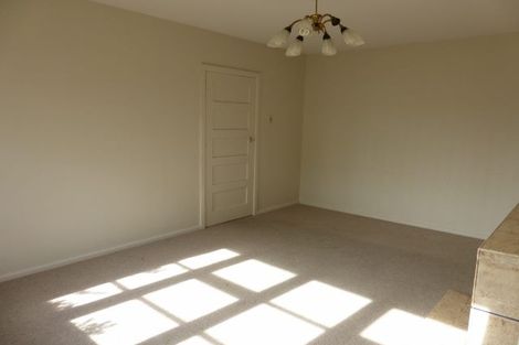 Photo of property in 6 Christian Street, Bryndwr, Christchurch, 8053