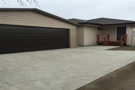 Photo of property in 140 Palmers Road, New Brighton, Christchurch, 8083