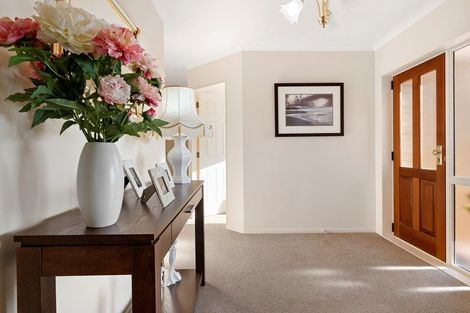 Photo of property in 27 Oteki Park Drive, Welcome Bay, Tauranga, 3112