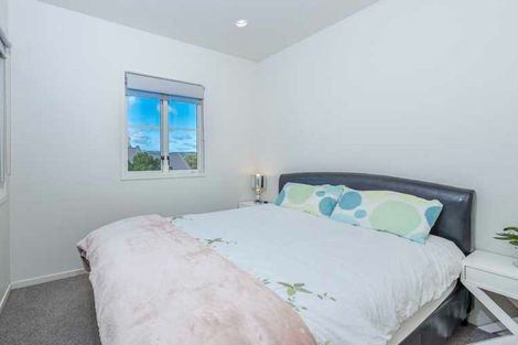 Photo of property in 33 Winery Way, Henderson, Auckland, 0612
