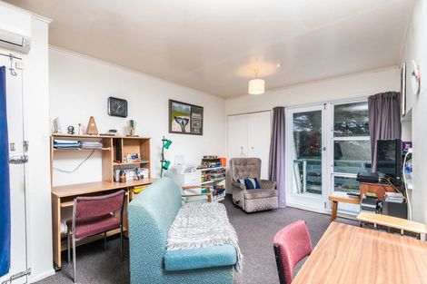 Photo of property in 86a Black Rock Road, Newlands, Wellington, 6037