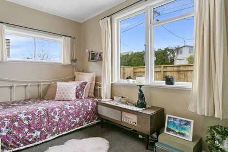 Photo of property in 43 Chesham Avenue, Waipahihi, Taupo, 3330