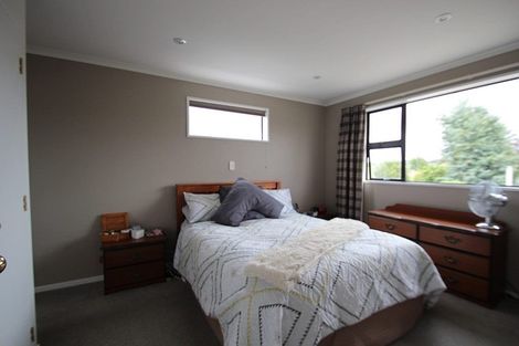 Photo of property in 2 Margaret Street, Gore, 9710