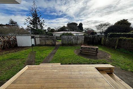 Photo of property in 92 Brois Street, Frankleigh Park, New Plymouth, 4310
