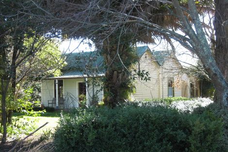 Photo of property in 87 Kuratawhiti Street, Greytown, 5794