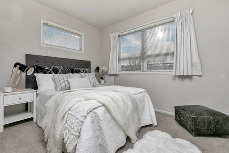 Photo of property in 231a Point Chevalier Road, Point Chevalier, Auckland, 1022