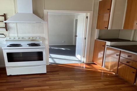 Photo of property in 63 Matipo Road, Te Atatu Peninsula, Auckland, 0610