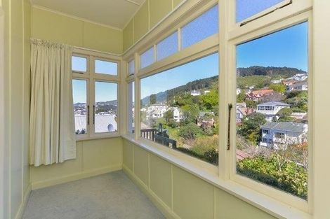 Photo of property in 8 Lower Watt Street, Wadestown, Wellington, 6012