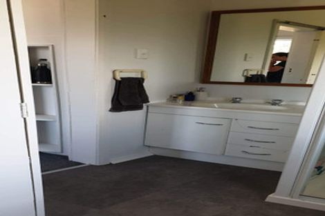 Photo of property in 346 Cape Palliser Road, Whangaimoana, Pirinoa, 5772