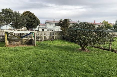 Photo of property in 10-12 Adventure Street, Marfell, New Plymouth, 4310