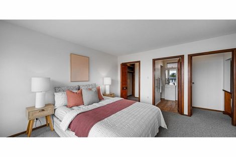 Photo of property in 2/160 Centaurus Road, Saint Martins, Christchurch, 8022