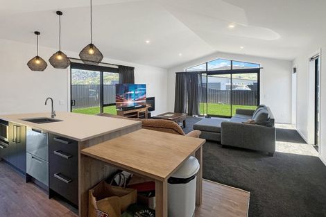 Photo of property in 49 Olds Crescent, Cromwell, 9310