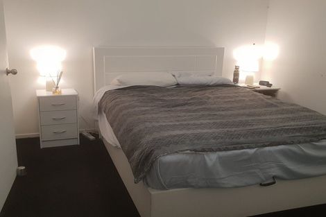 Photo of property in 16 Valhalla Drive, Beach Haven, Auckland, 0626