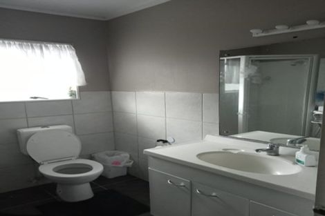 Photo of property in 18 Greenmeadows Avenue, Manurewa East, Auckland, 2102